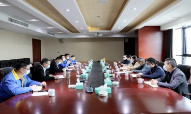 平湖市委常委、宣传部长沈志凤莅临918.com纸业调研疫情防控和复工复产情况